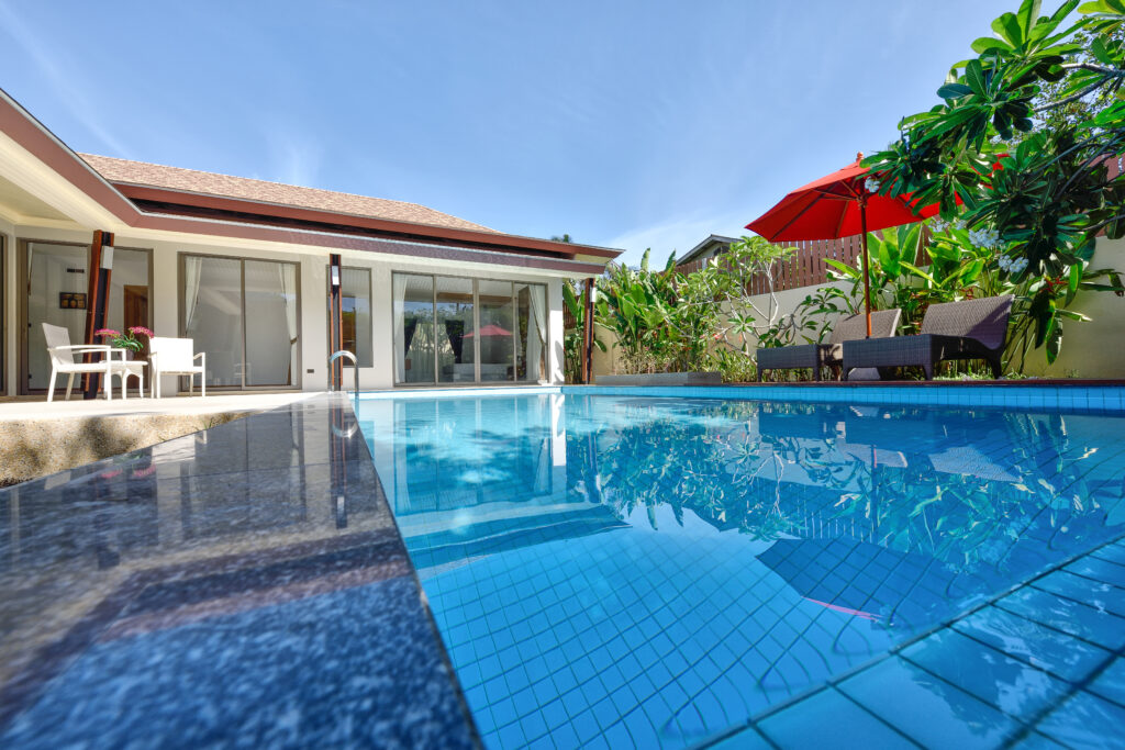 Exterior Modern tropical Villa with swimming pool